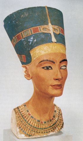 bust of Nefertiti, Egyptian Museum, Berlin
